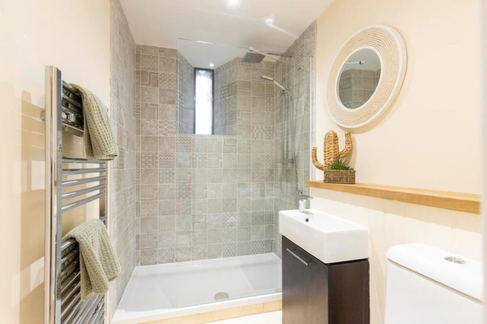 Stunning Barn Sleeps 10 With Hot Tub nr Melton