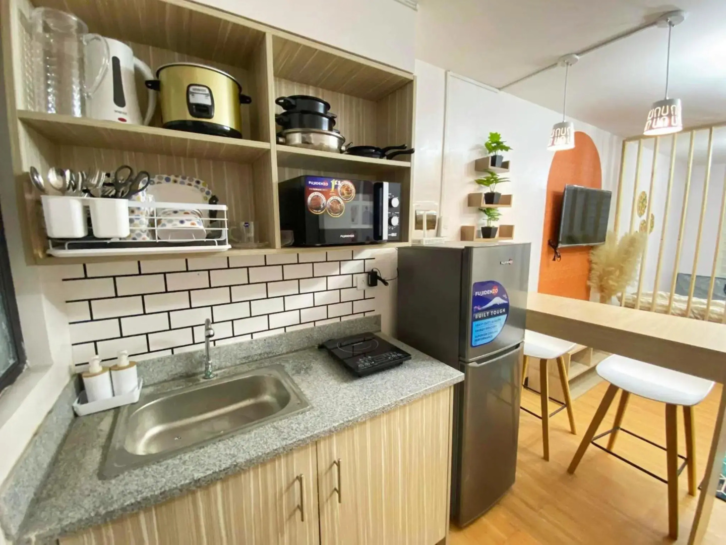 Nordic Themed 1BR Condo - 50 mbps net - Marilao Bulacan - TheRichPlacePh