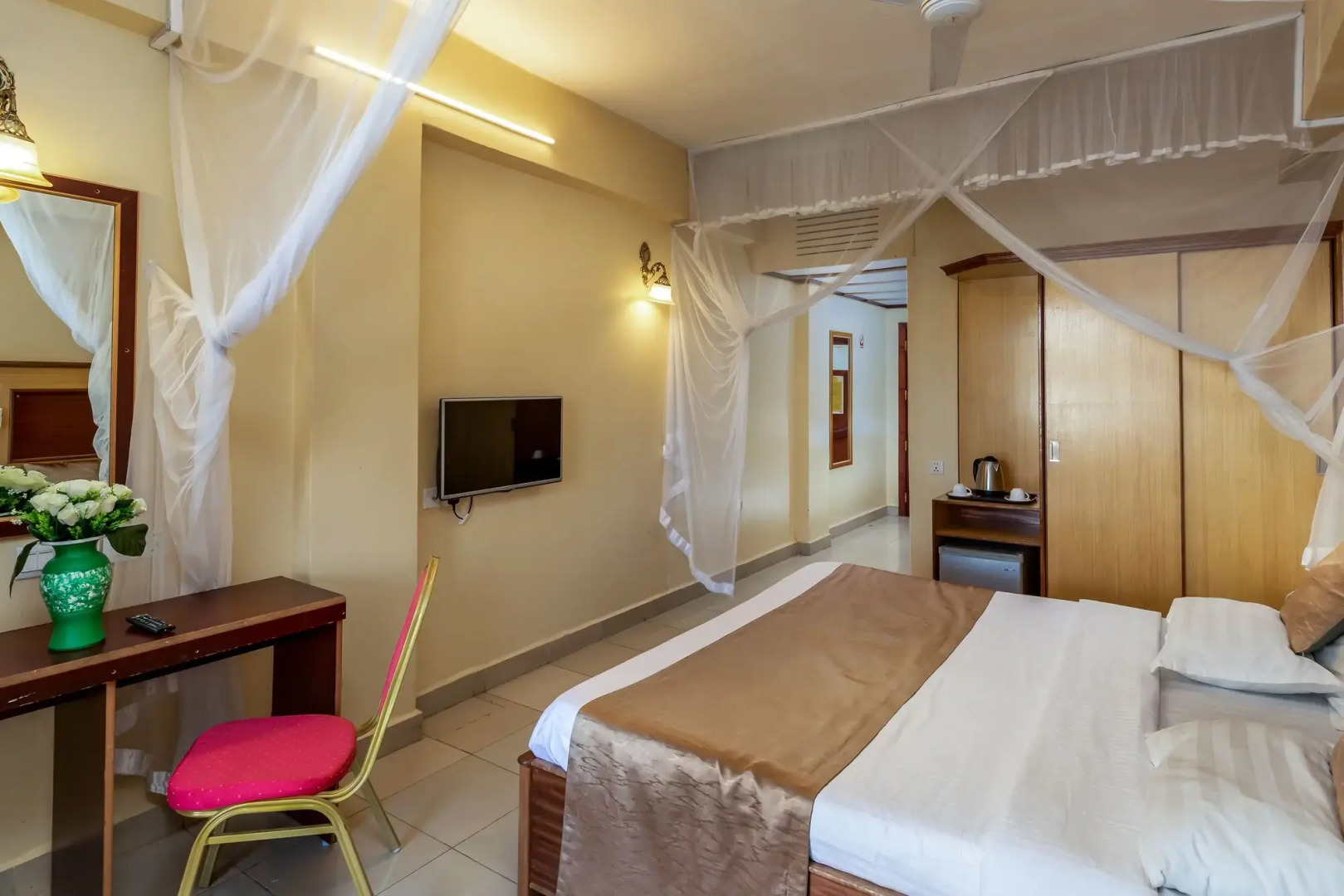 Pulickal Airport Hotel