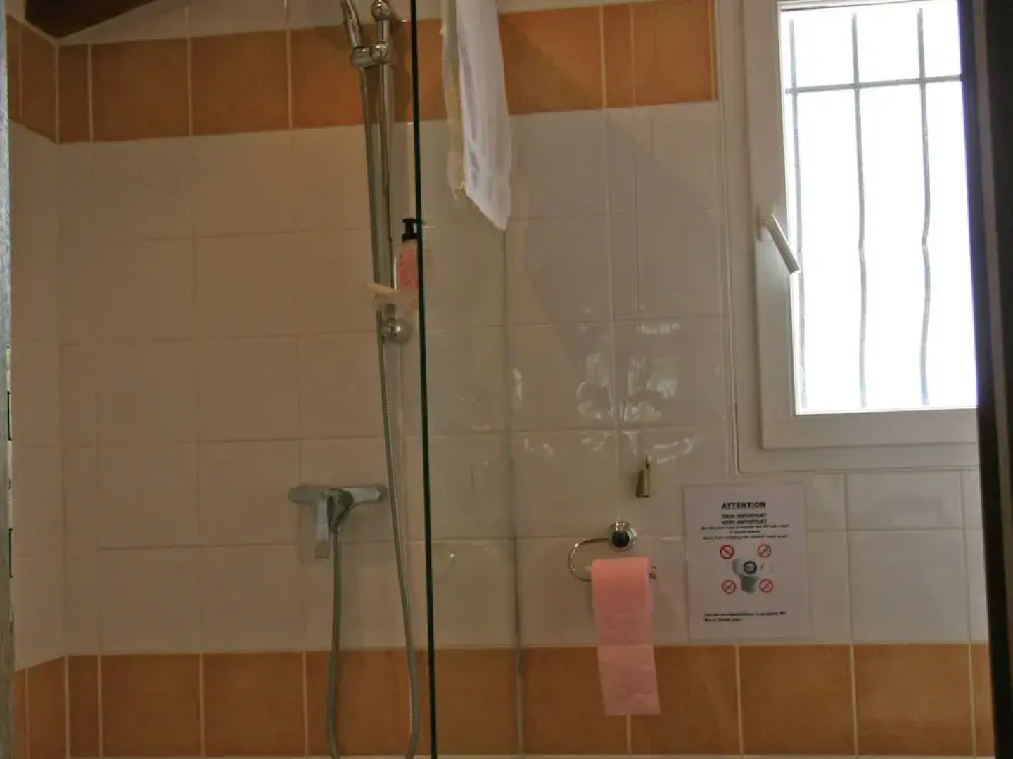 Child Friendly Villa With Private Pool and Large Garden Near lac Sainte Croix