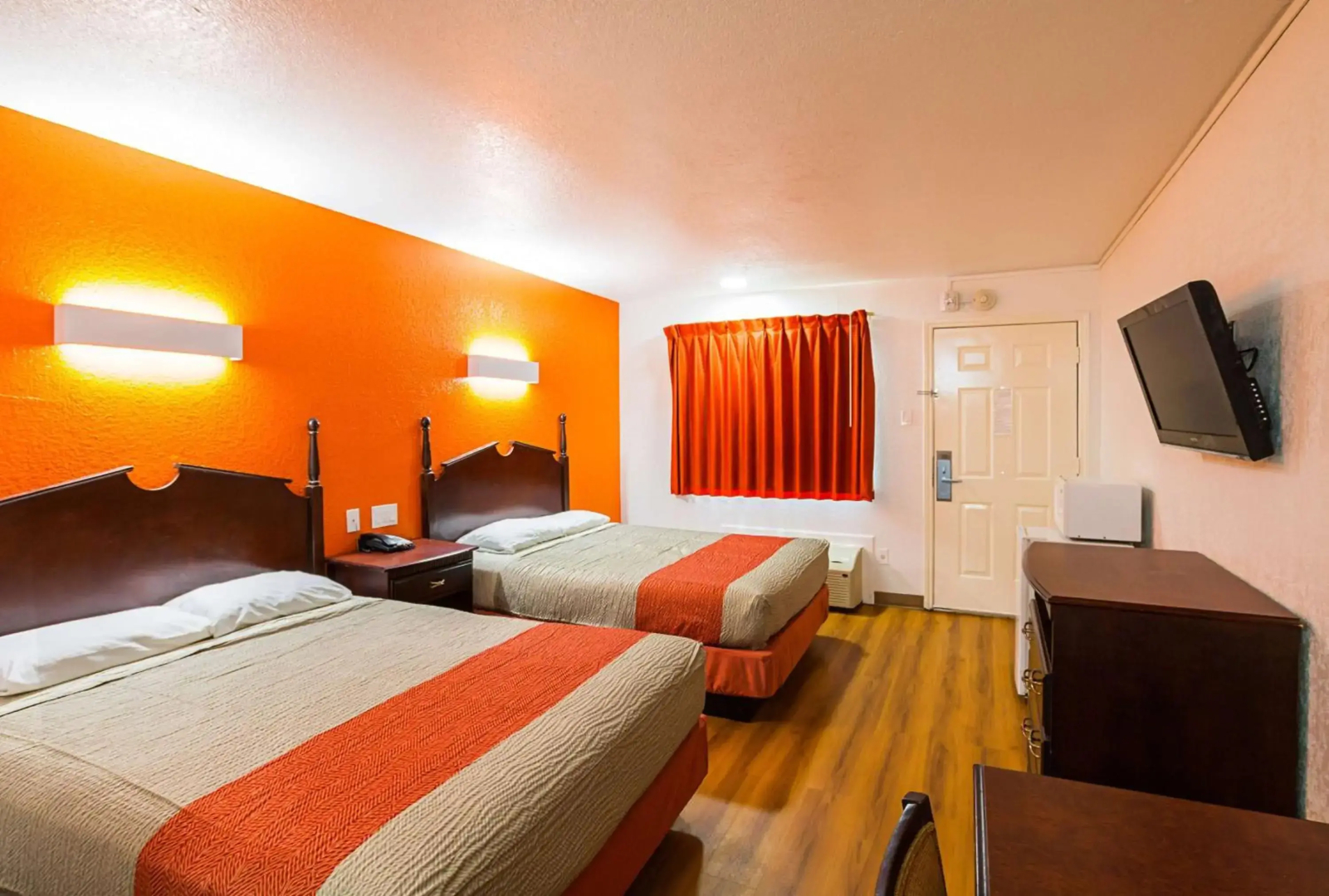 Motel 6 Red Oak, TX - Dallas