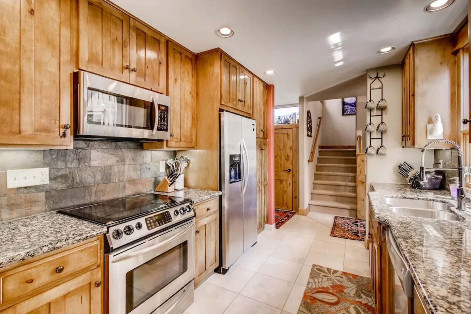 611 Oro Grande Street House 6 Bedrooms 4.5 Bathrooms Home