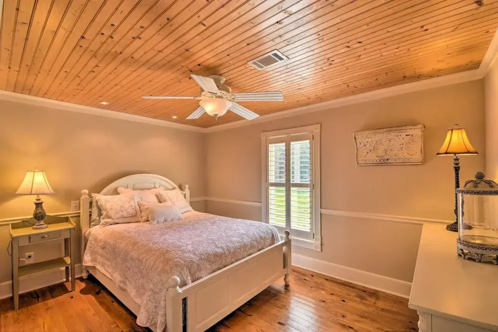 Serving Southern Charm at This Clarkesville House!