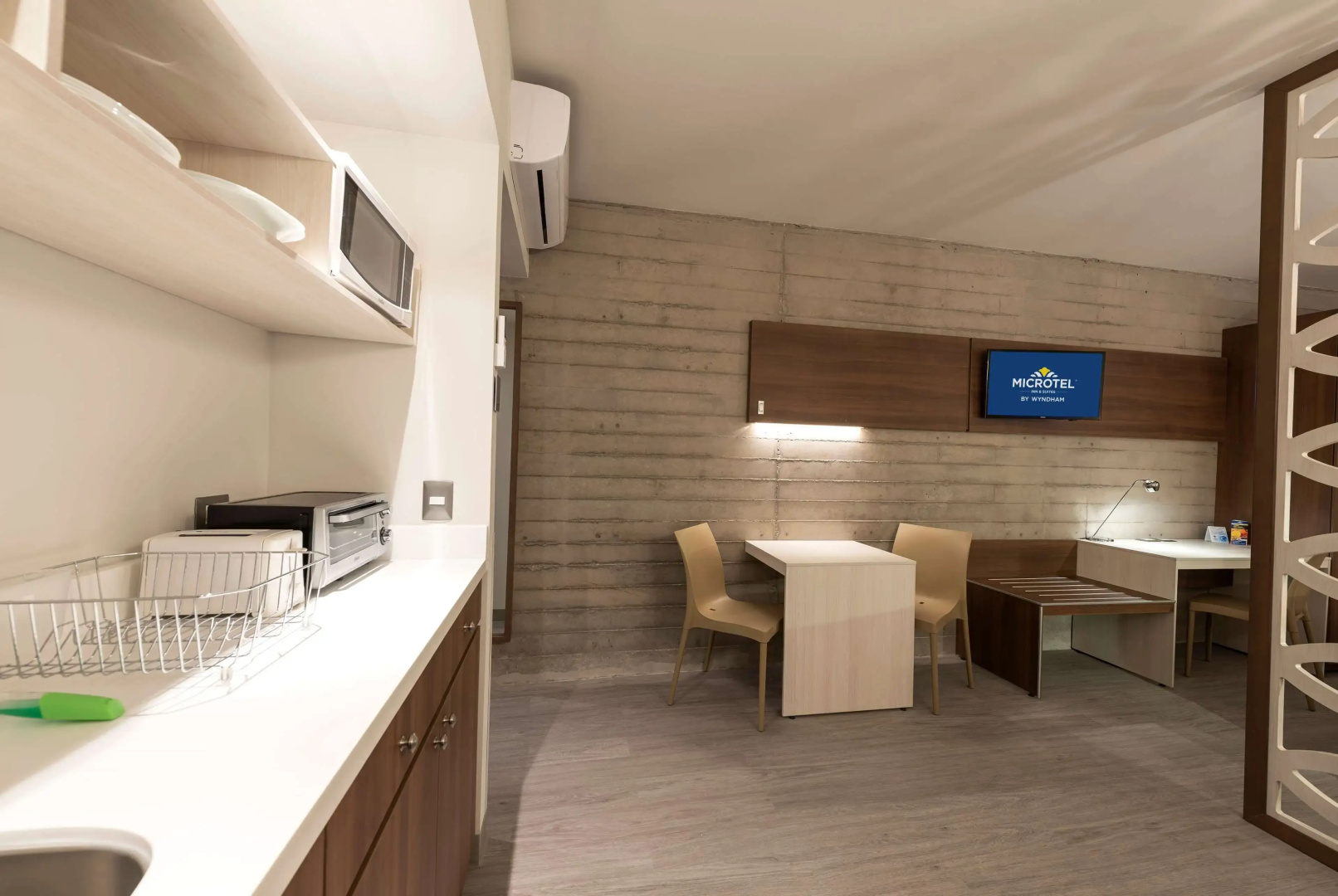 Microtel Inn & Suites by Wyndham Guadalajara Sur