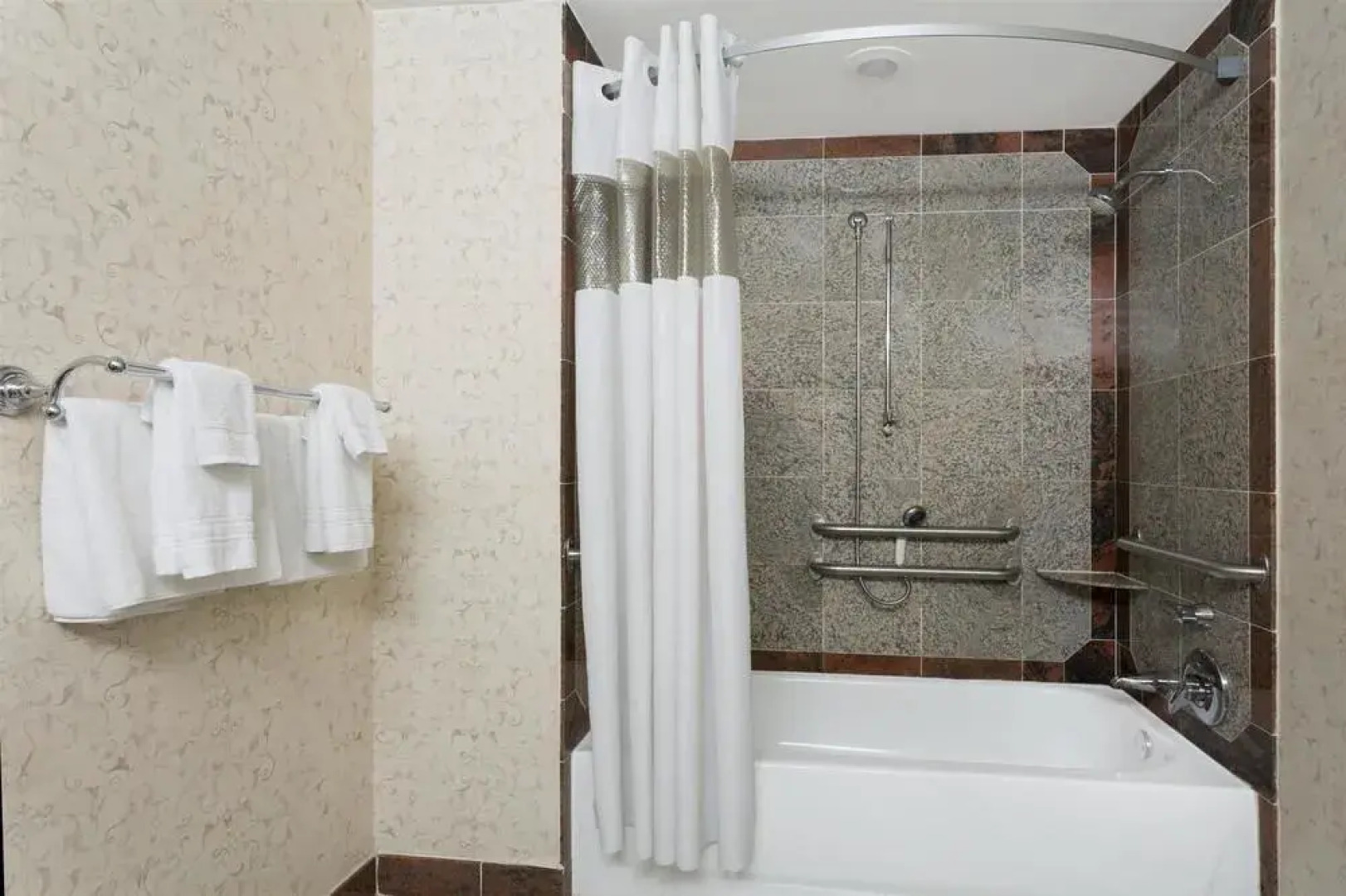 Days Inn Lanham Washington Dc