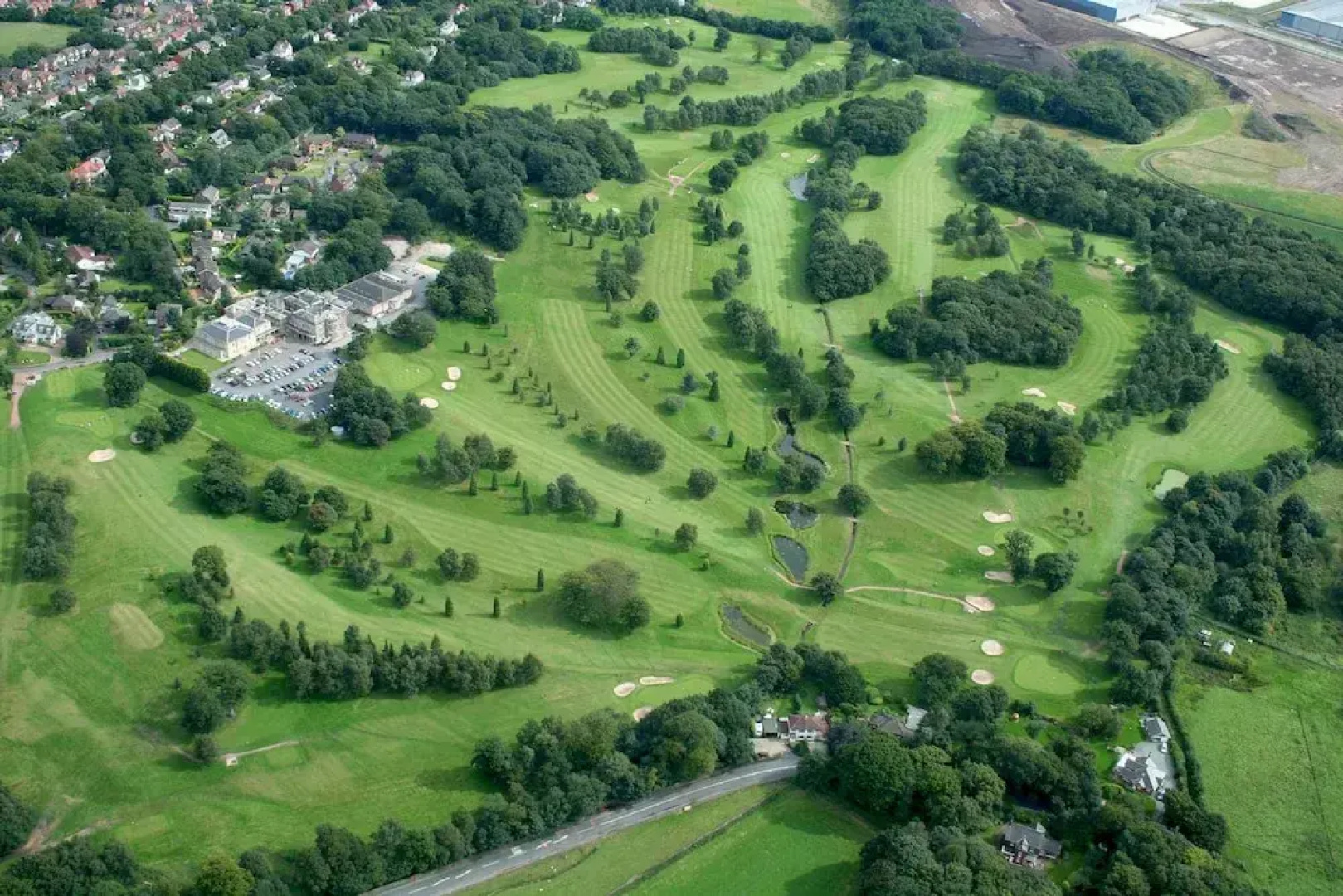 Shaw Hill Hotel Golf And Country Club