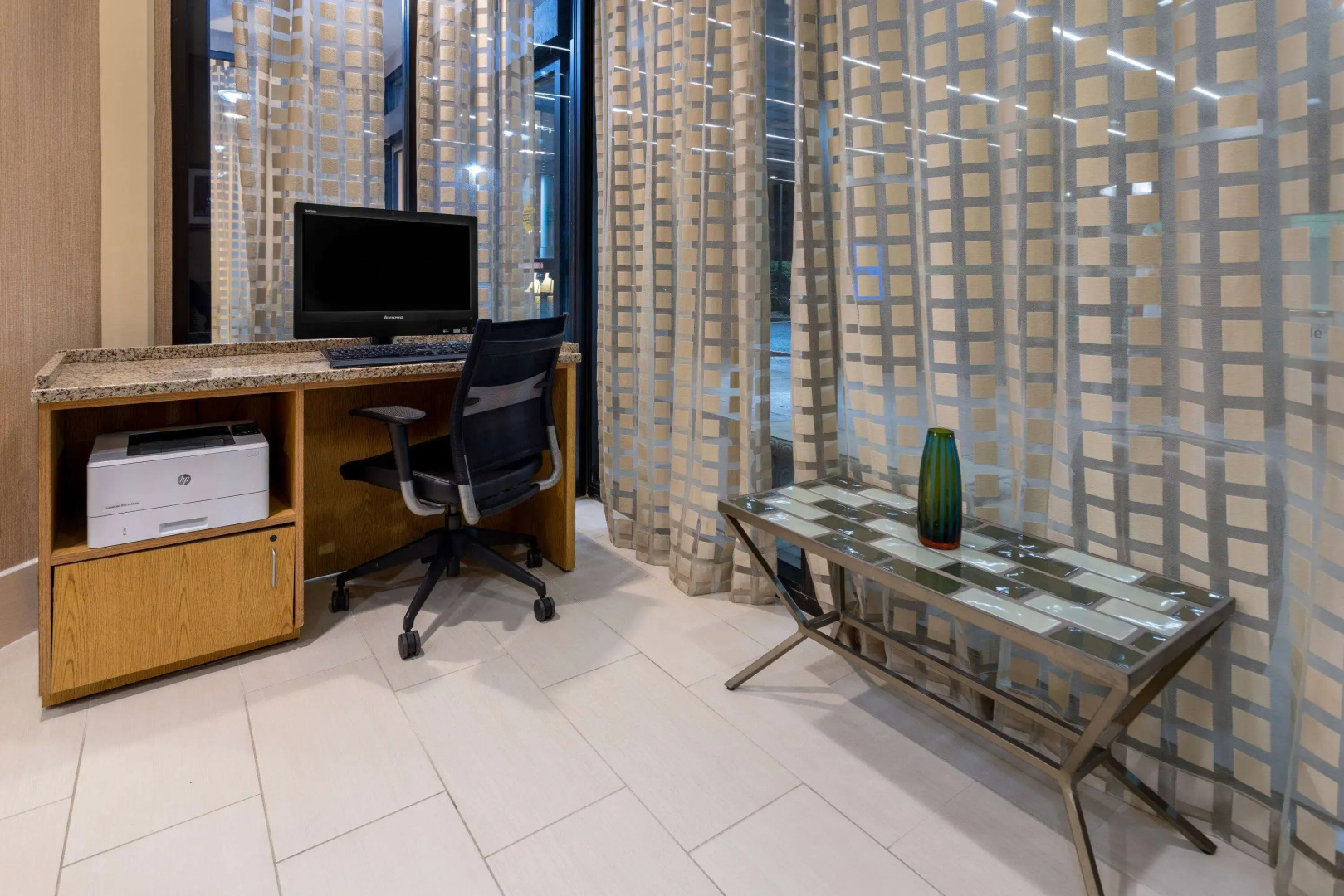La Quinta Inn & Suites by Wyndham Kingsport TriCities