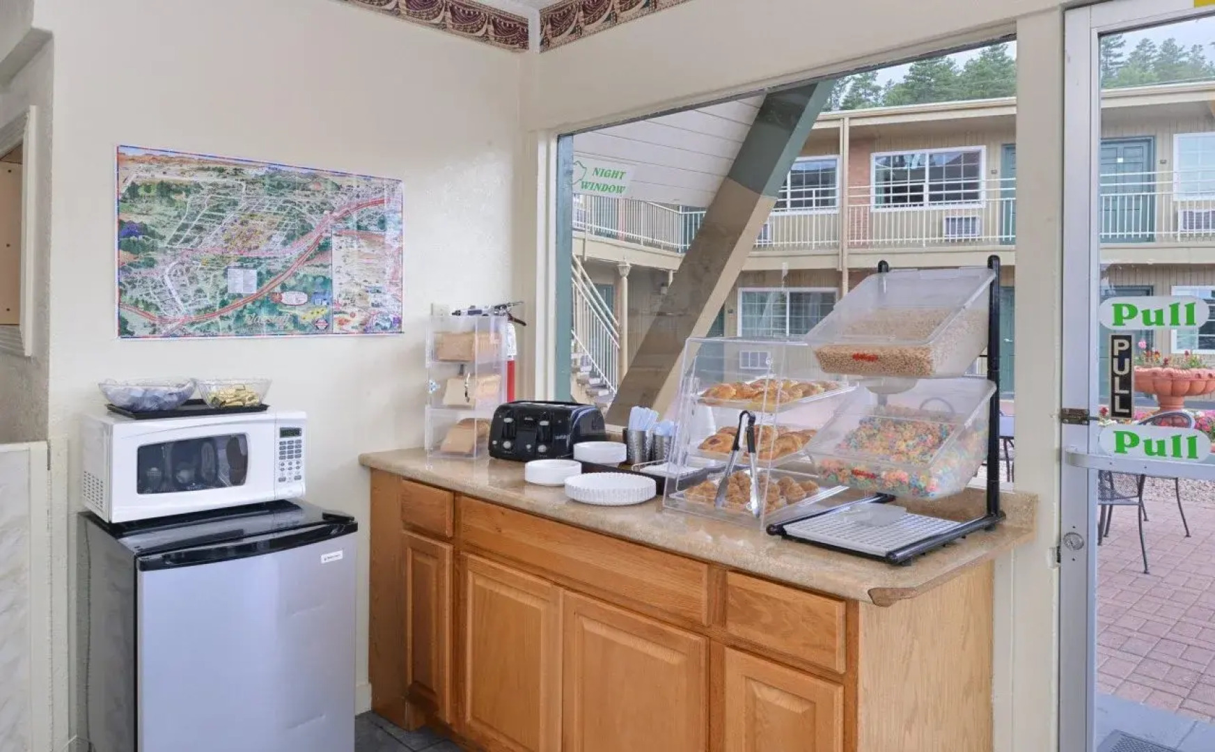 Americas Best Value Inn & Suites Flagstaff