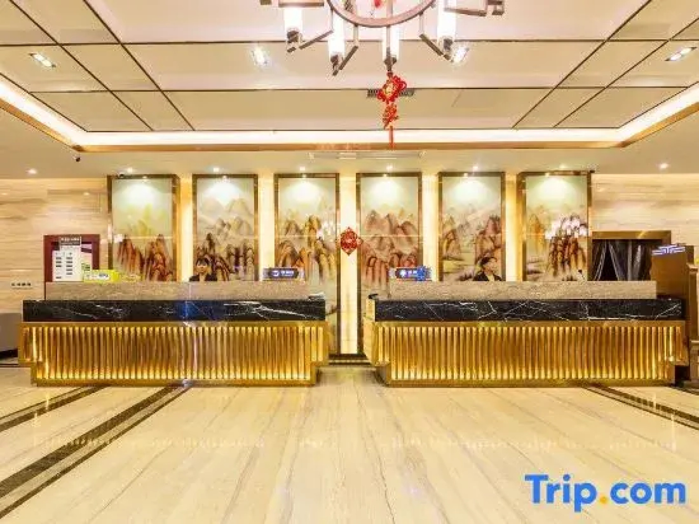 Yuma Bay Hot Spring Hotel