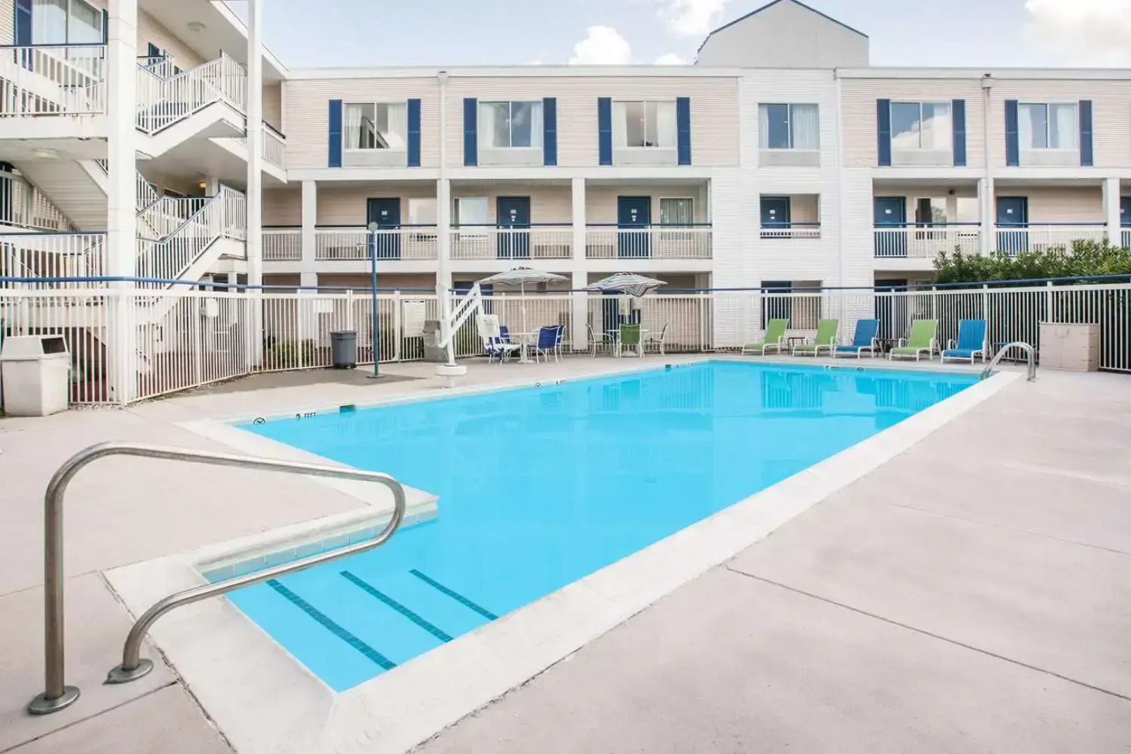 Baymont Inn & Suites Wilmington