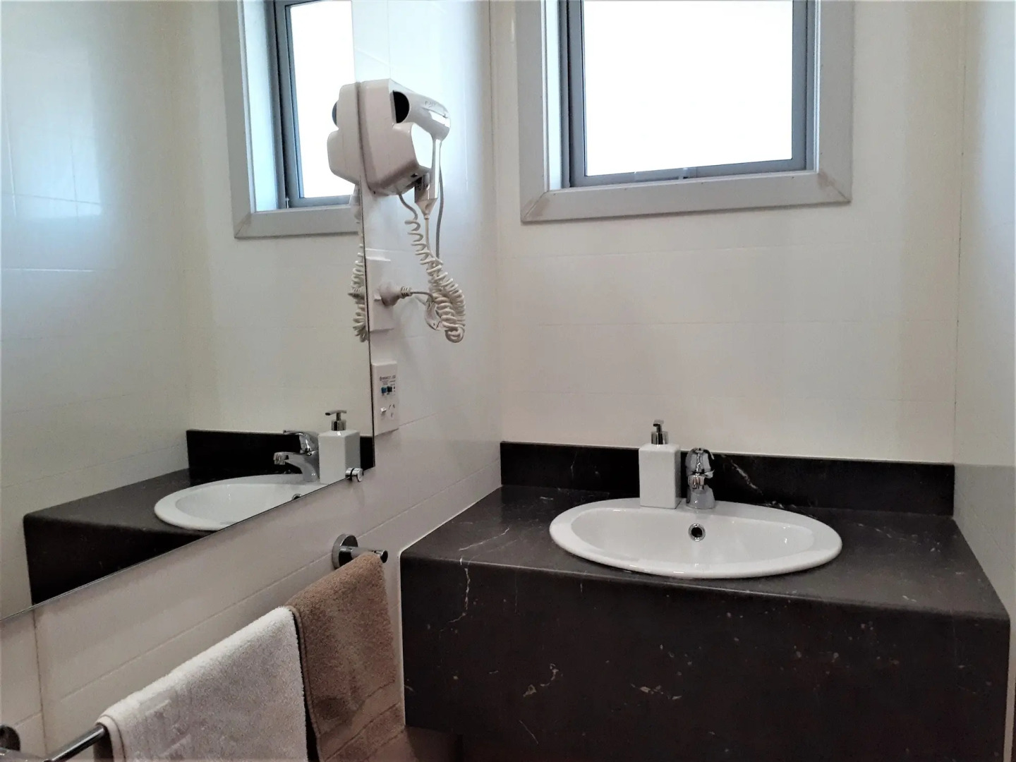 ASURE Brookvale Motel