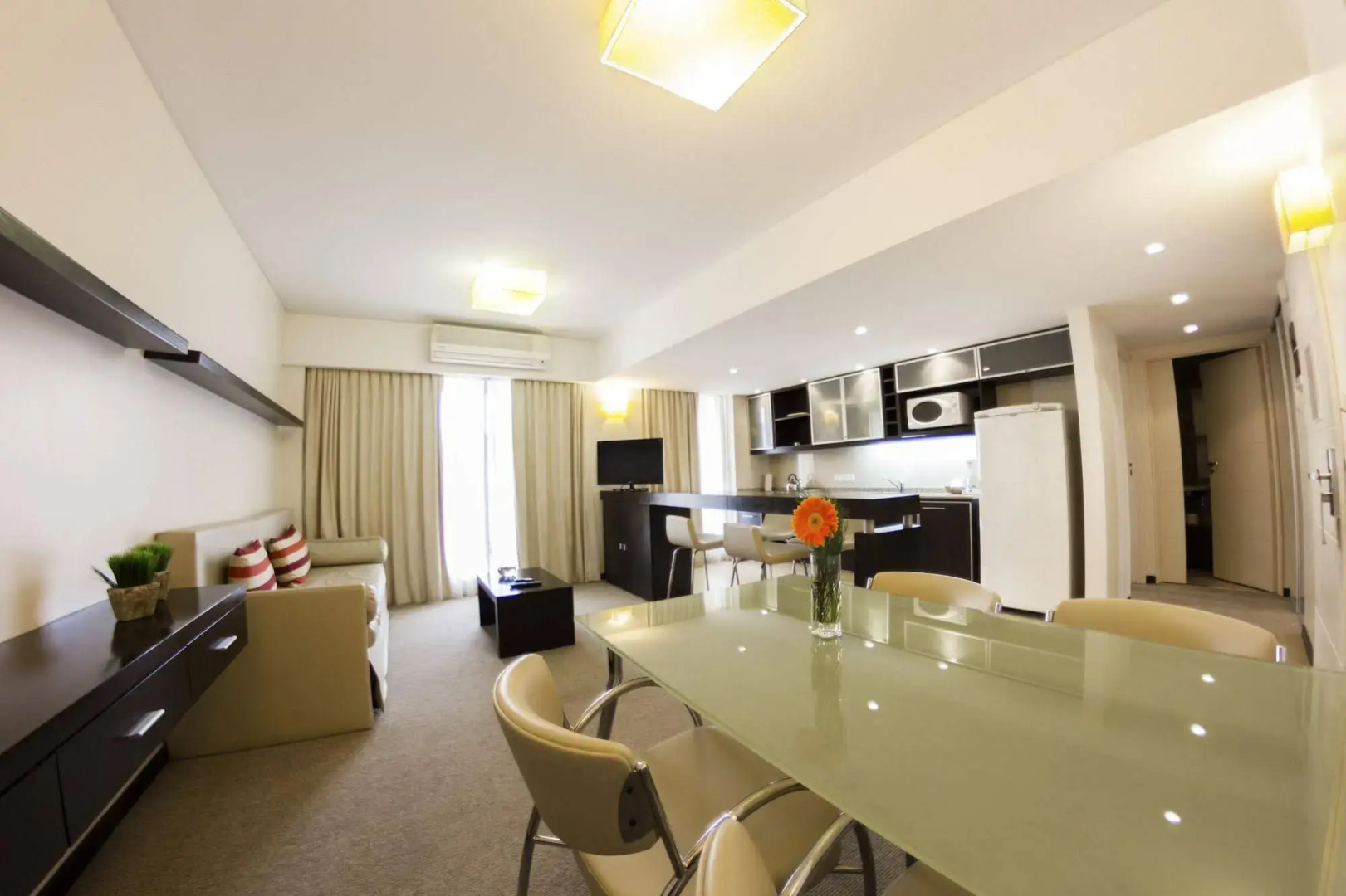 Espacia Suites