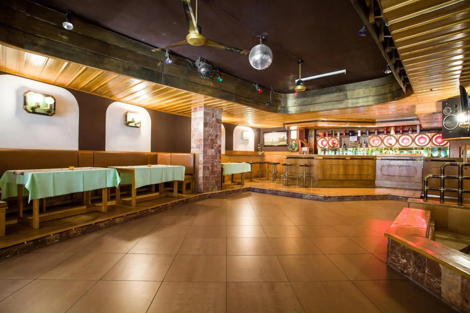 Hotel NAT Piwniczna Zdrój