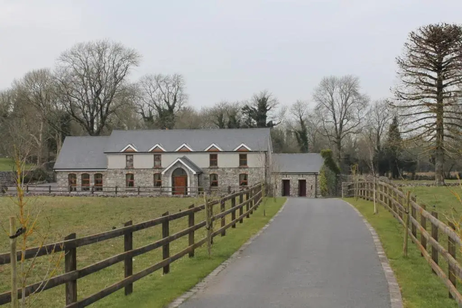 Moynure House Bed  Breakfast