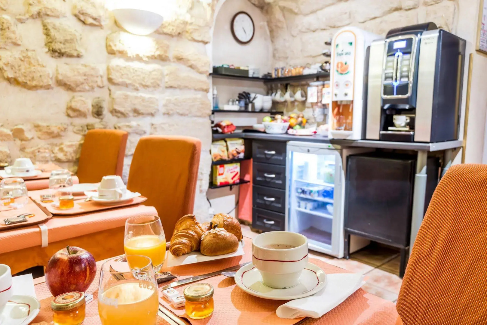 Austin's Saint Lazare Hotel