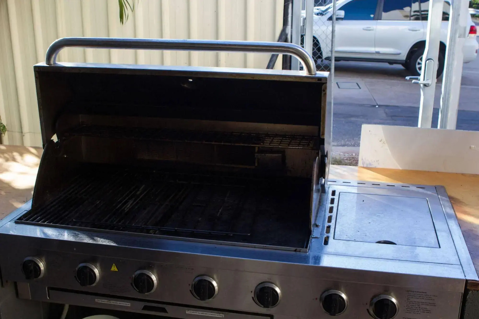 Down Under Hostels on Harriet