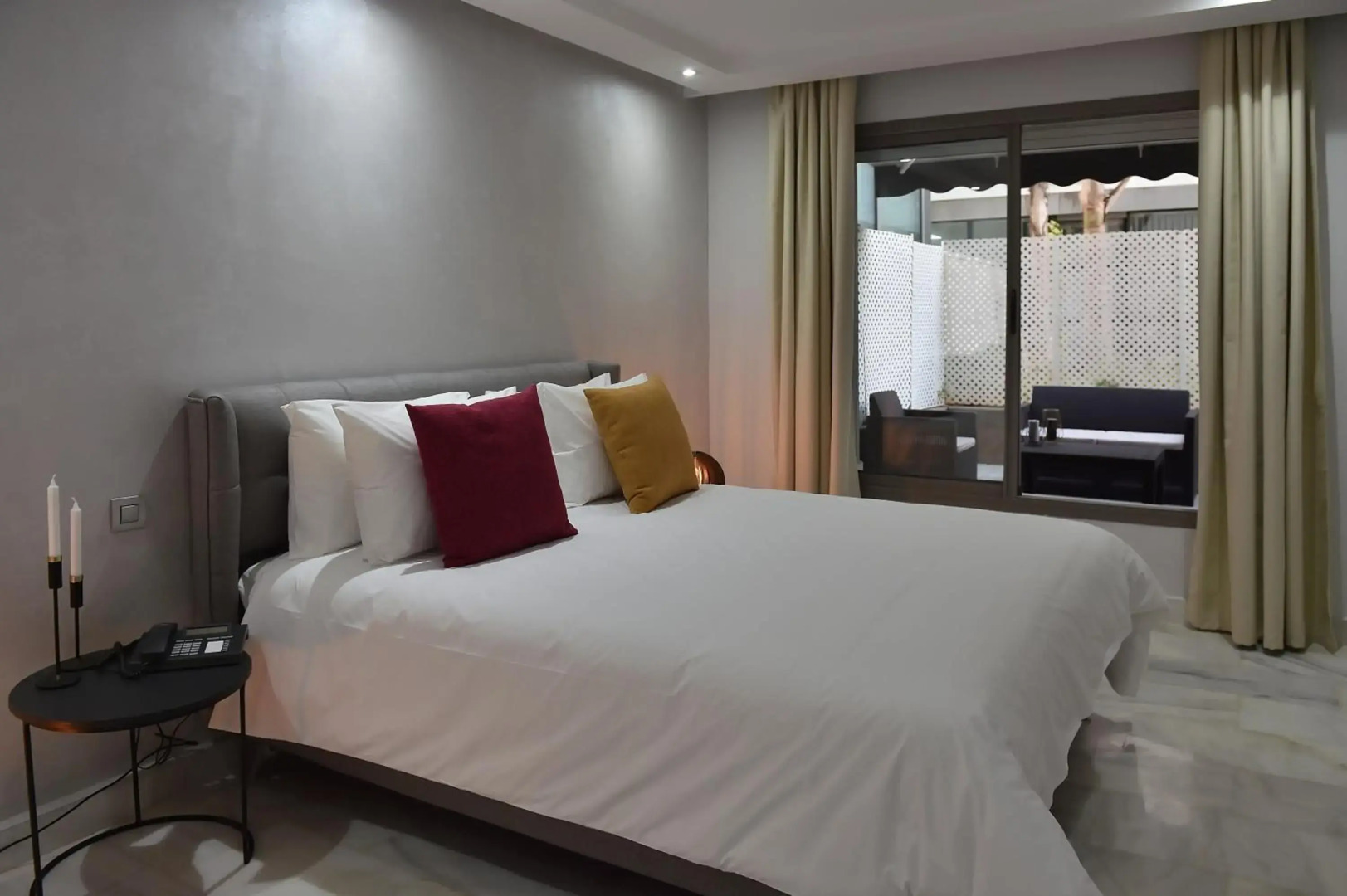 Suites Hotel Le Yacht