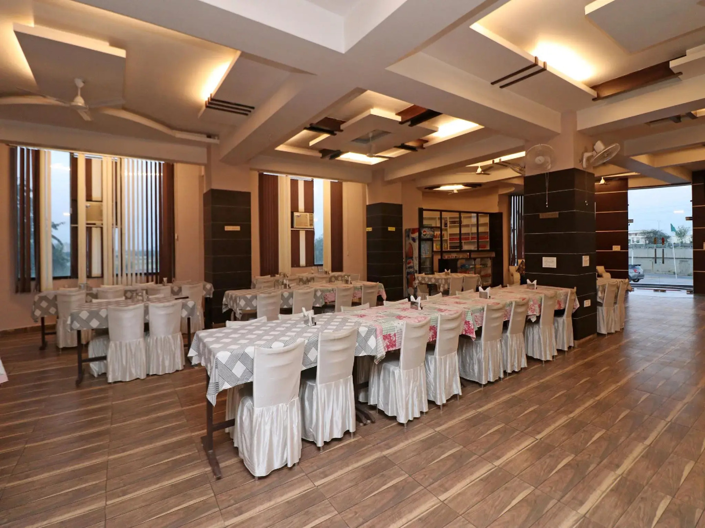 OYO 12520 Hotel Grand Tara