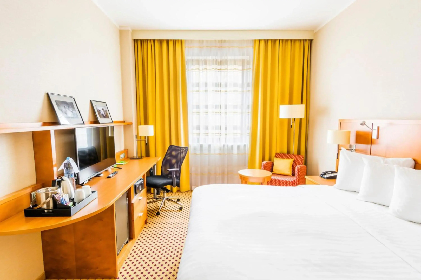 Courtyard By Marriott Pilsen