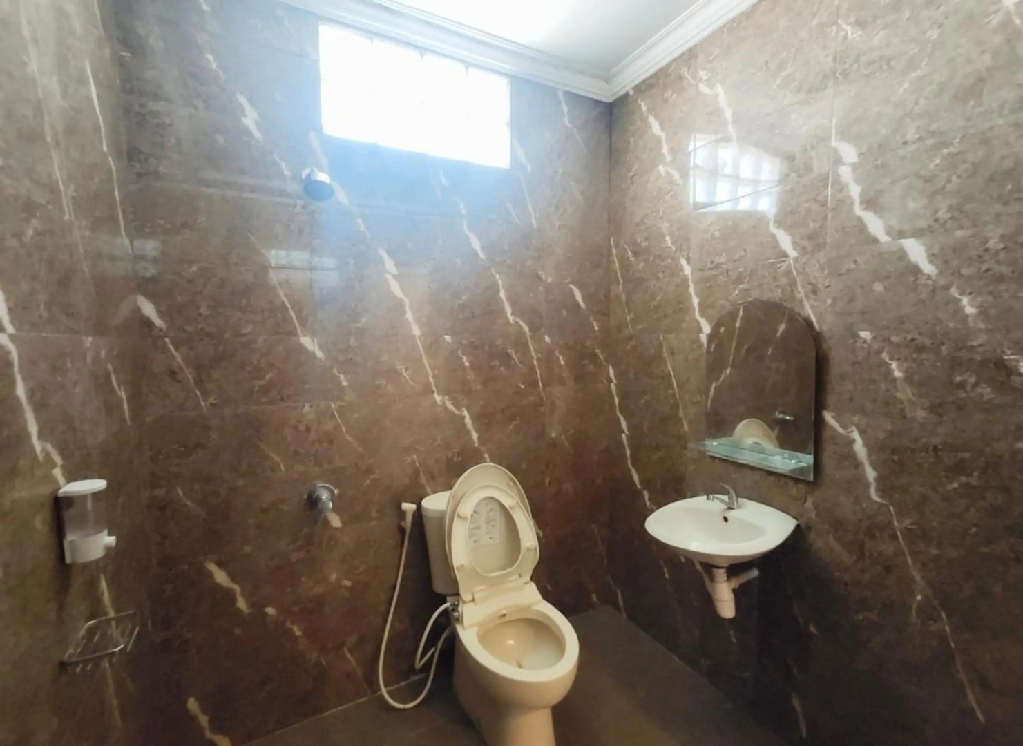 Hotel 68 Lembang by ZUZU