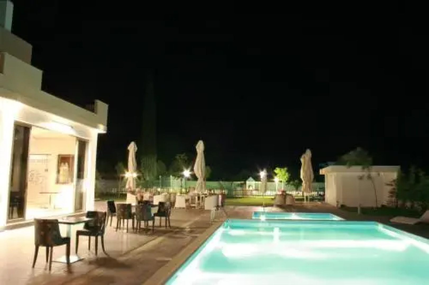 Zeis Edo Luxury Apartments