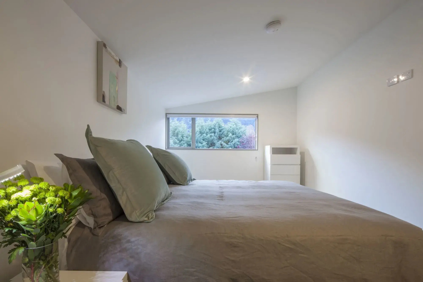 22 Hallenstein Apartments by Staysouth