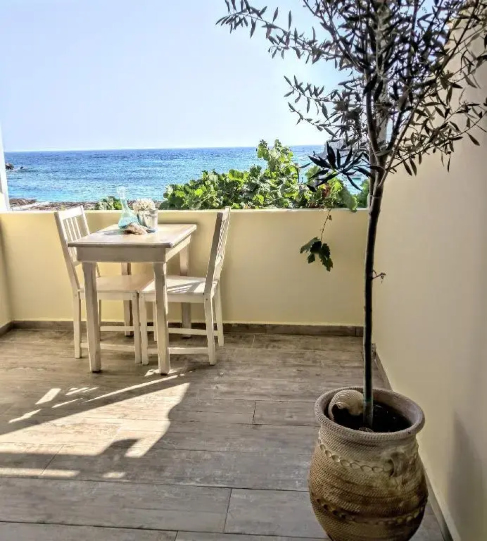 Le Grand Bleu Studios & Apartments