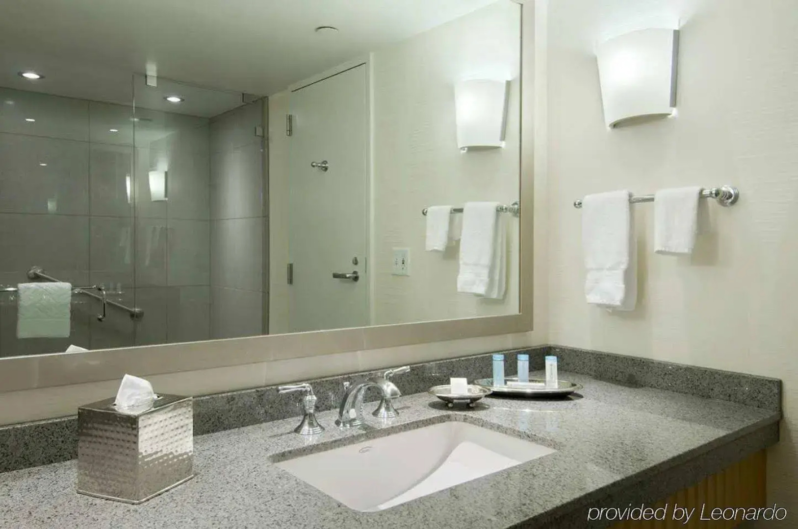 The Marquette Hotel, Curio Collection by Hilton