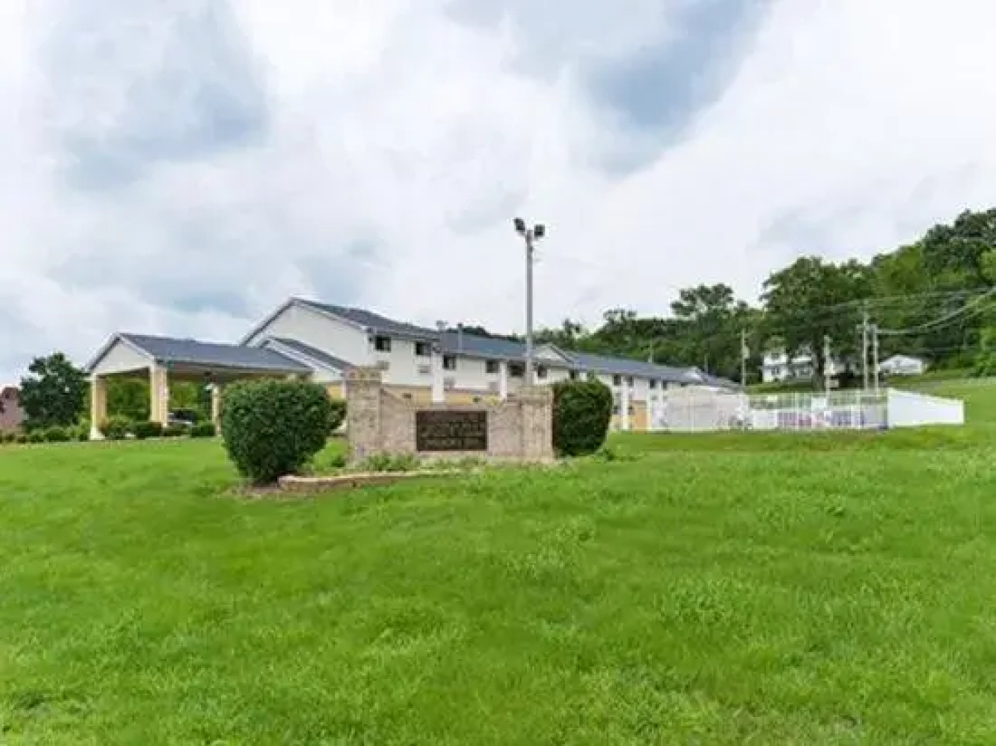 Rodeway Inn Caseyville