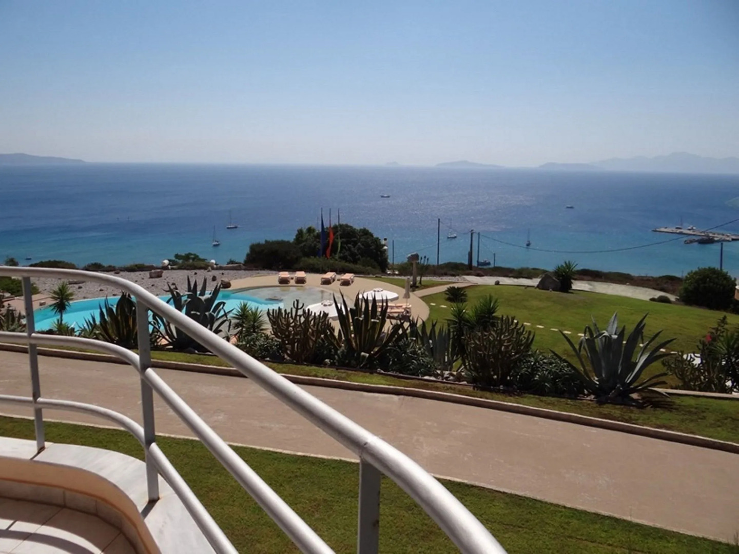 Kefalosbay Residence