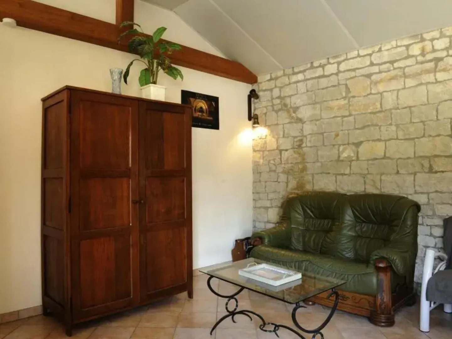 Gîte Colombé-le-Sec, 3 pièces, 4 personnes - FR-1-543-76