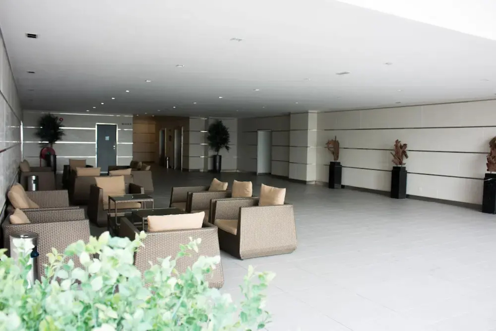 Ashton Meridin Suites