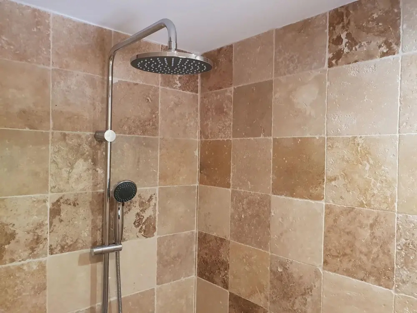 Villa With Heated Pool, Beautiful View and Garden, Near Vaison-la-romaine