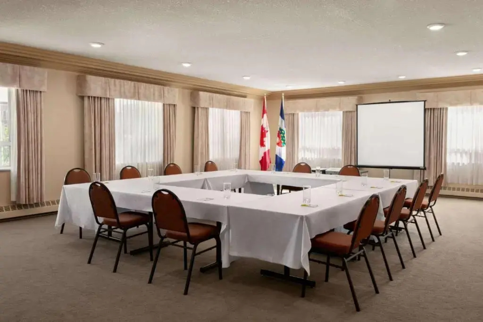 Days Inn & Suites Yellowknife