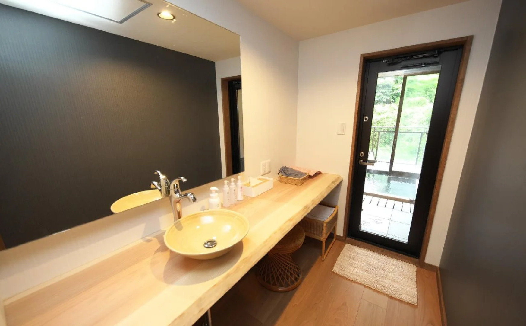 Manyou no Sato Hakuunsou