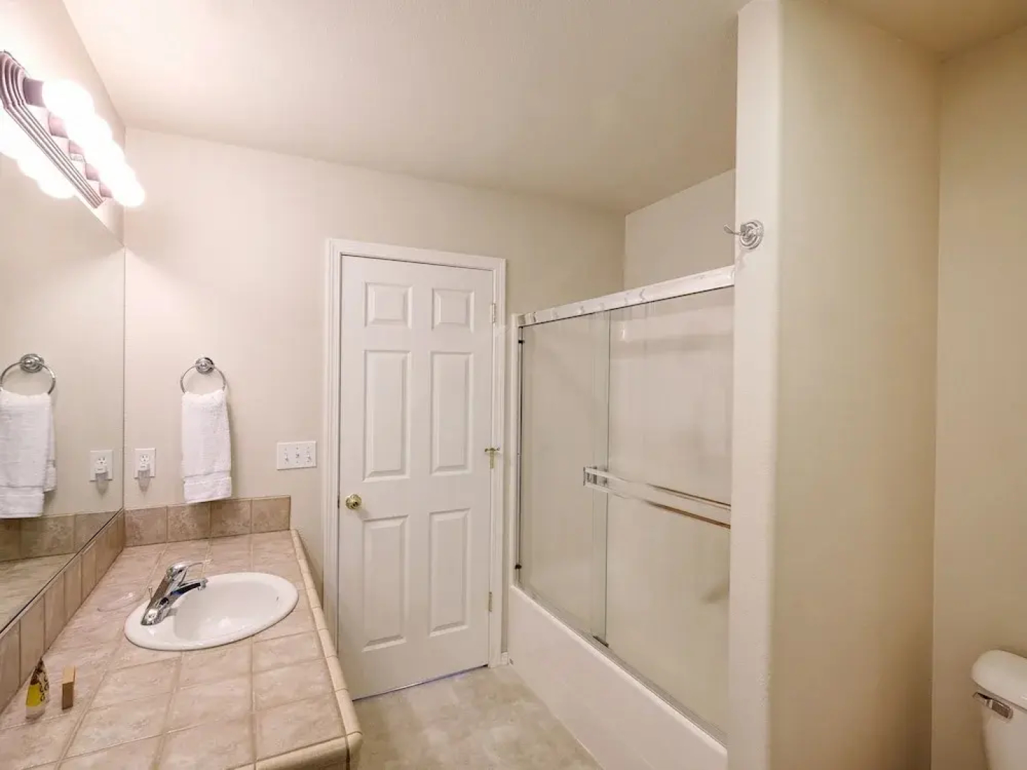 860 Golden Pheasant Drive Townhouse 3 Bedrooms 2.5 Bathrooms Townhouse