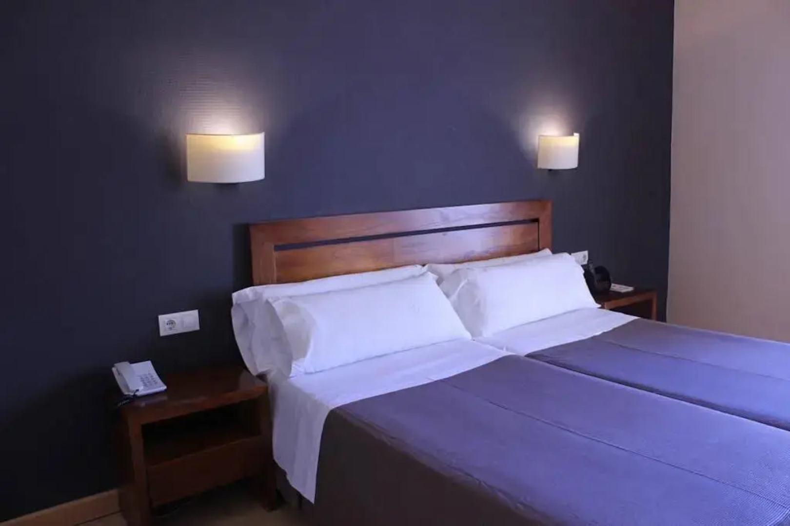 Hotel Puerta de España