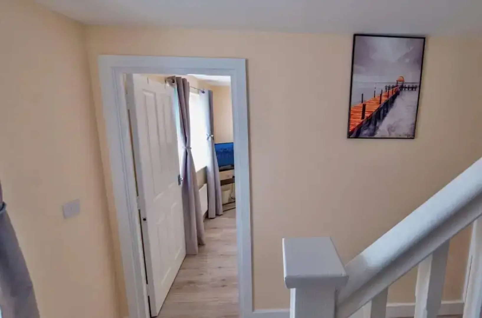 Cosy Home-sleeps 5- Private Garden- Free Parking