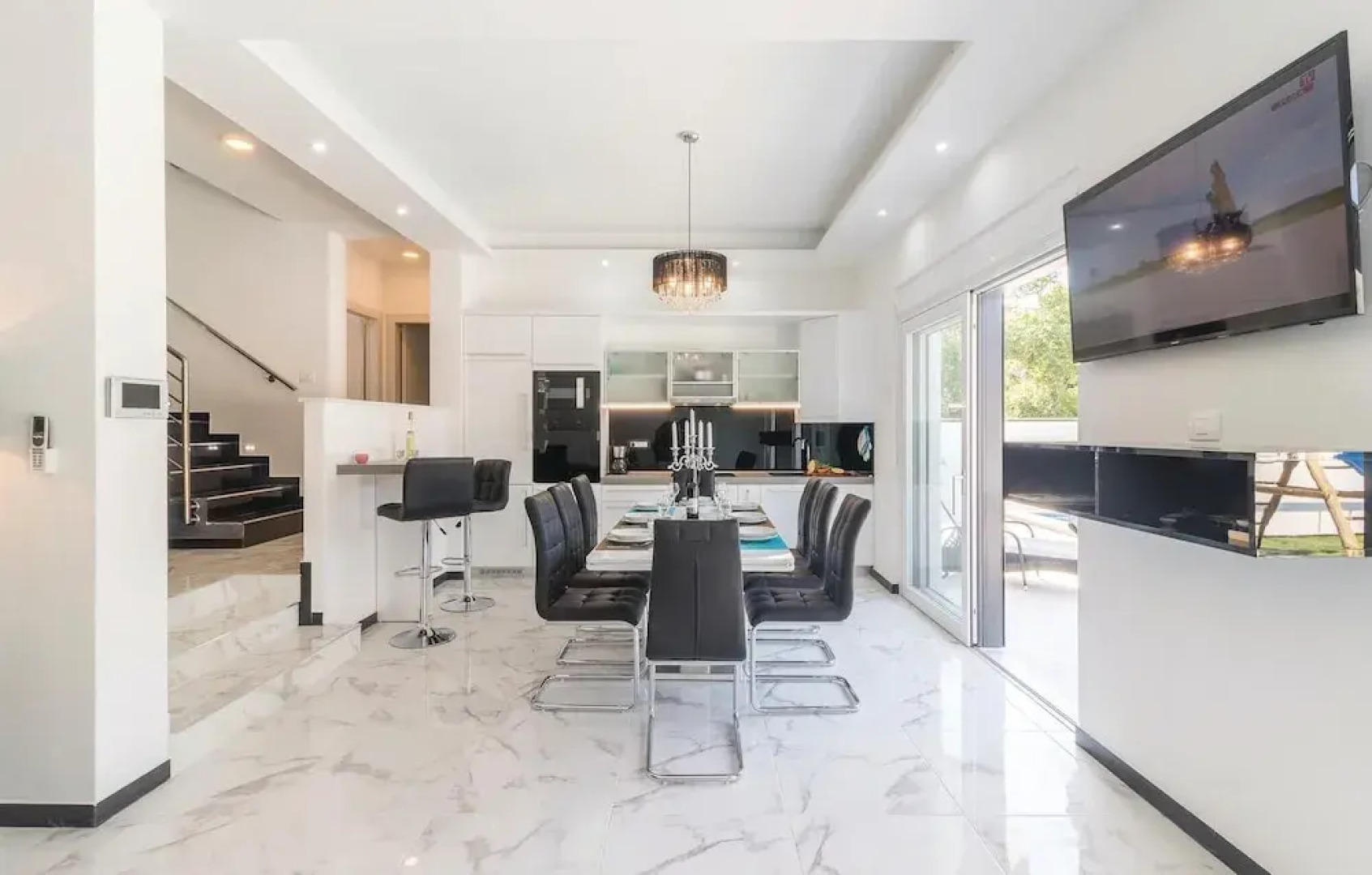 Stunning Home in Pula With Wifi and 4 Bedrooms