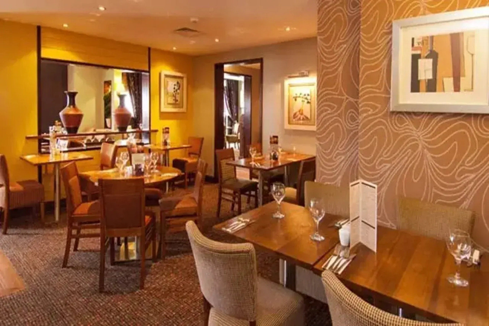 Premier Inn Sunbury - Kempton Park