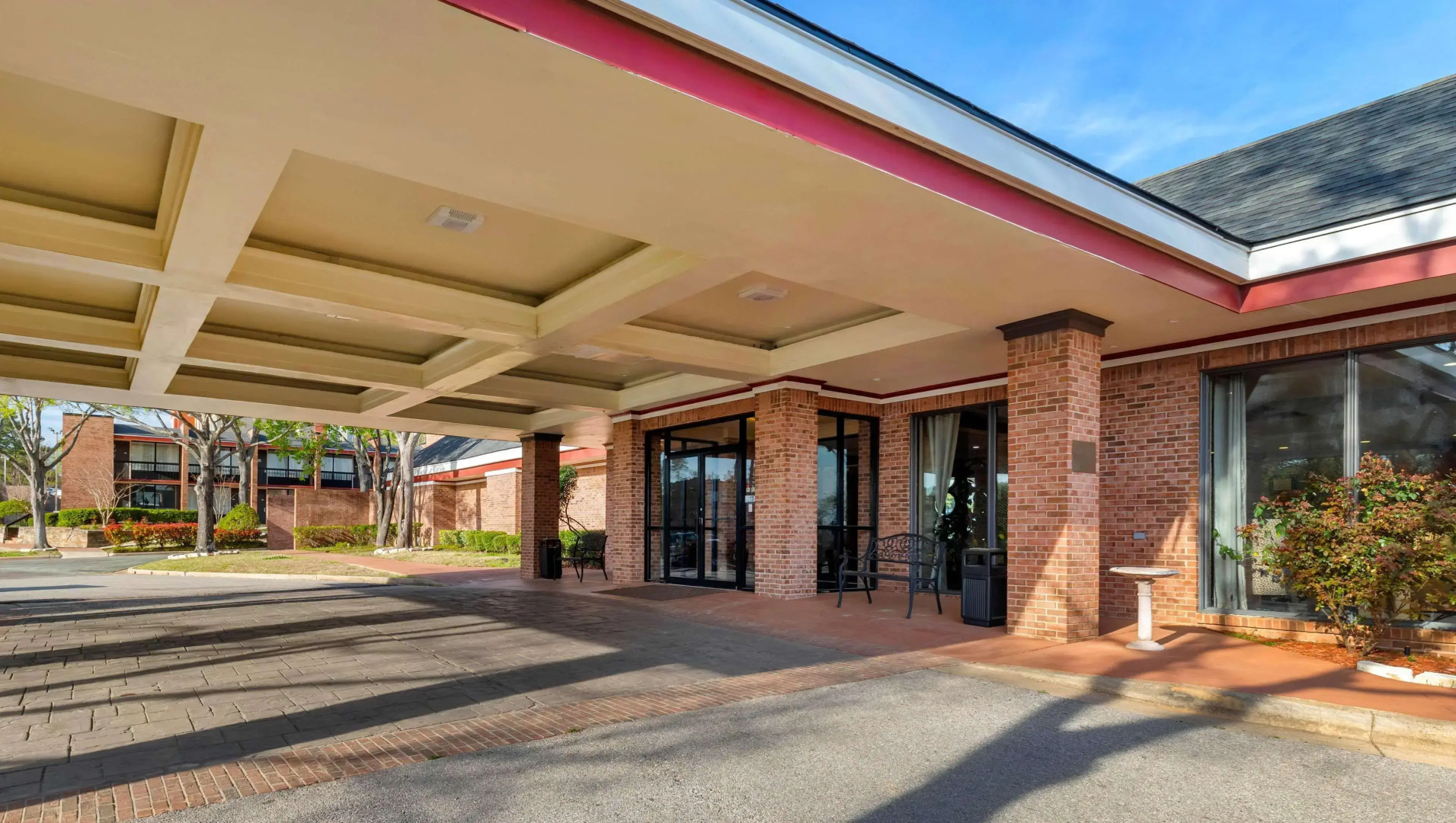 Magnuson Grand Hotel & Conference Center Tyler
