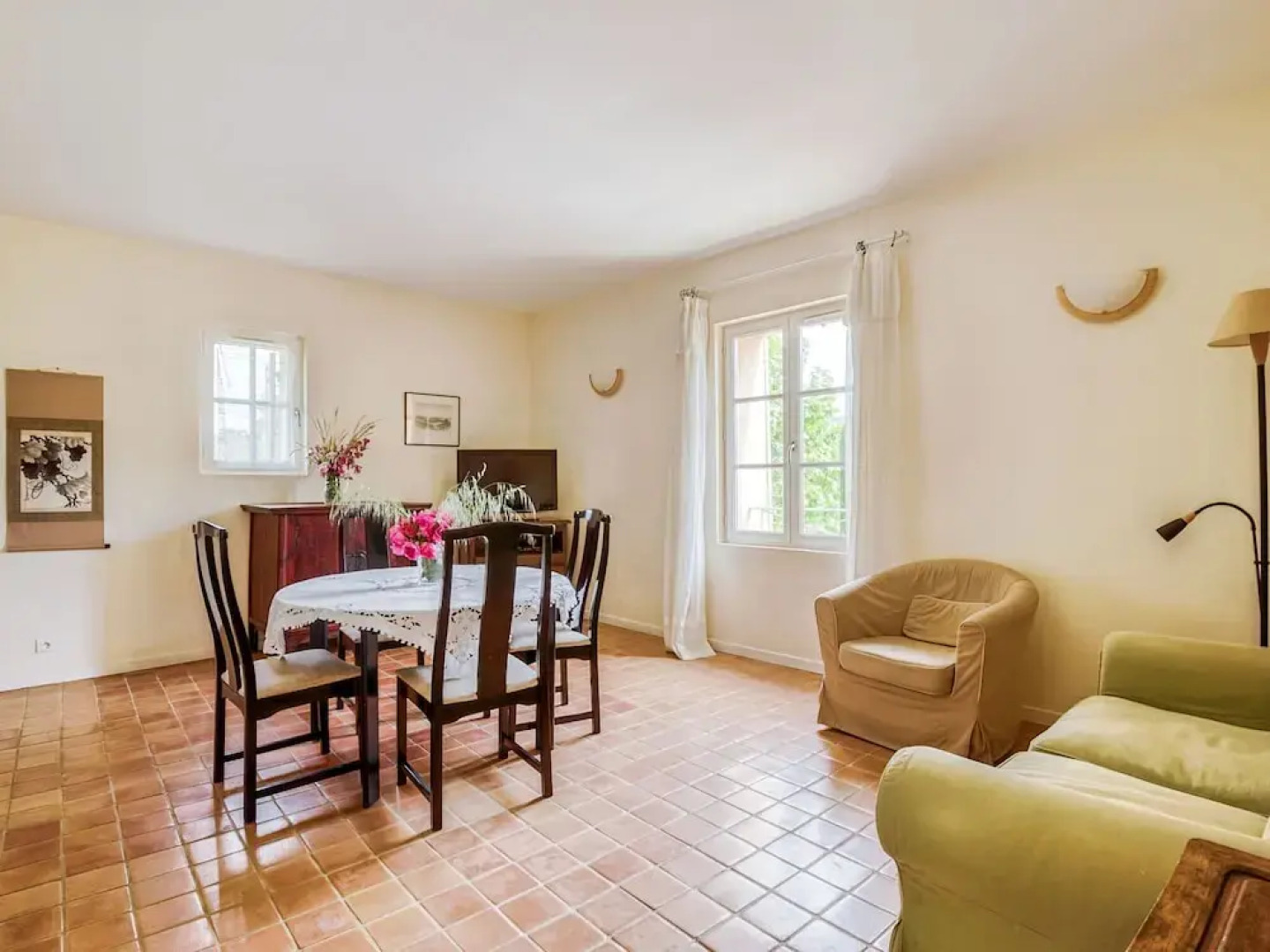 The Awning Housecosy Holiday Home in Rustrel With Swimming Pool