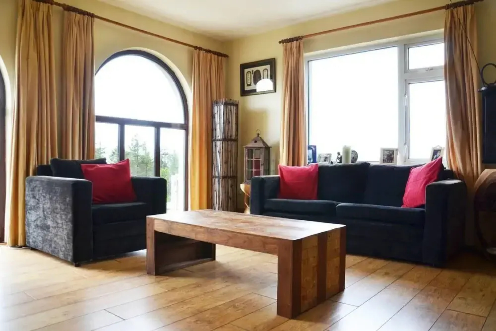 6 Ensuite Bedrooms-sleeps 12-garden-sea & Mtn View