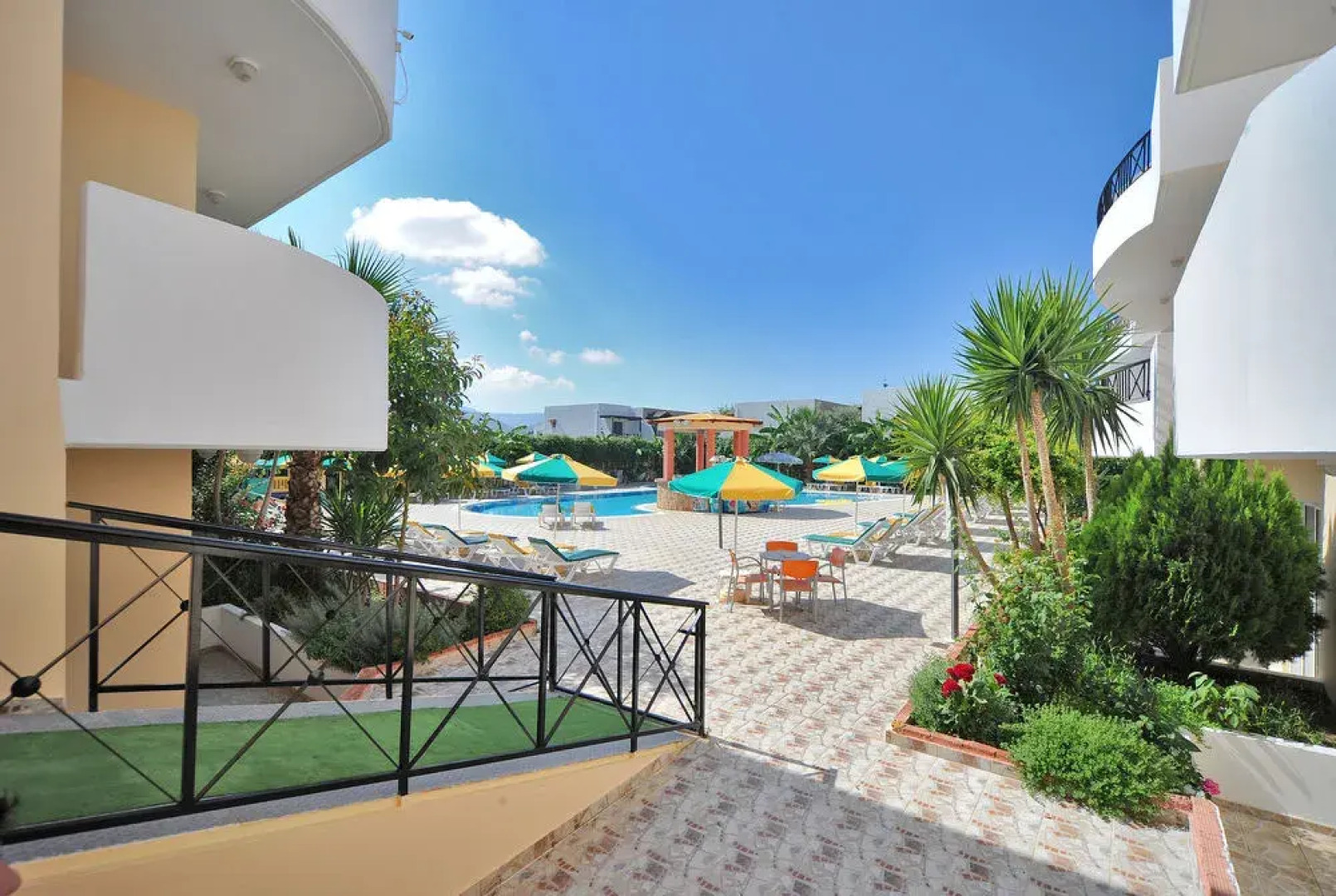 Pelopas Resort Apartments