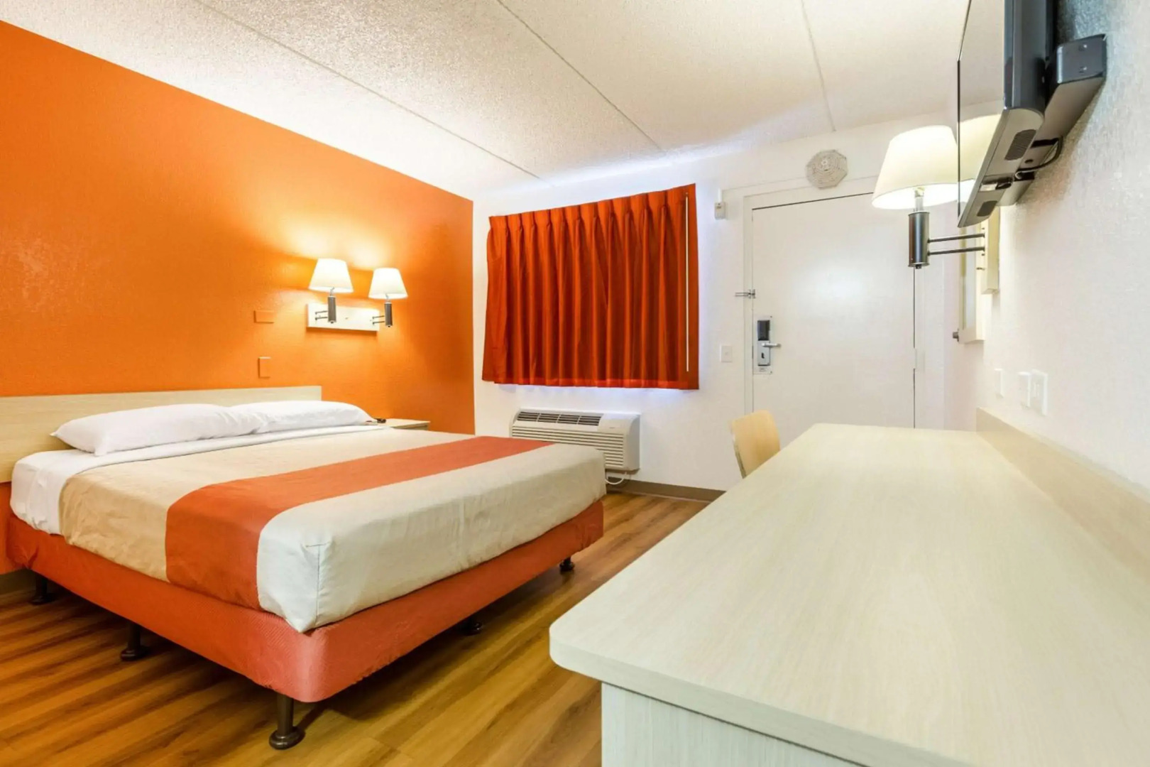 Motel 6 Tempe, AZ – Phoenix Airport – Priest Dr