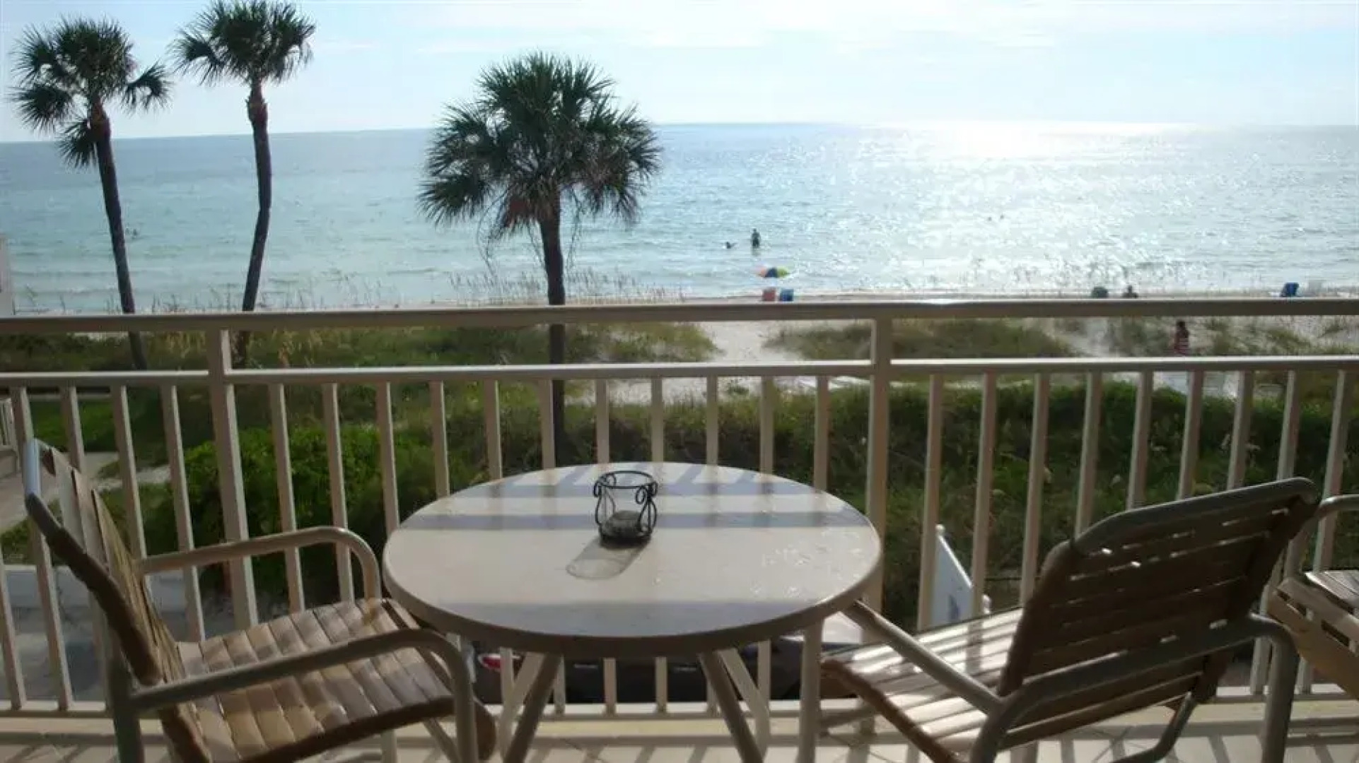 Club Bamboo South - Bradenton Beach