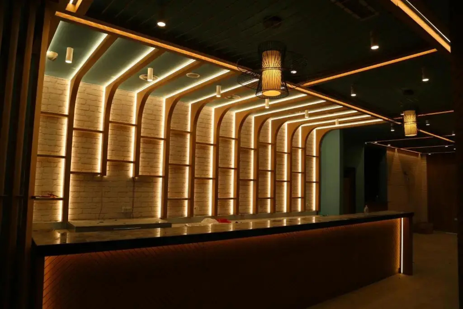 Anchor Apartments