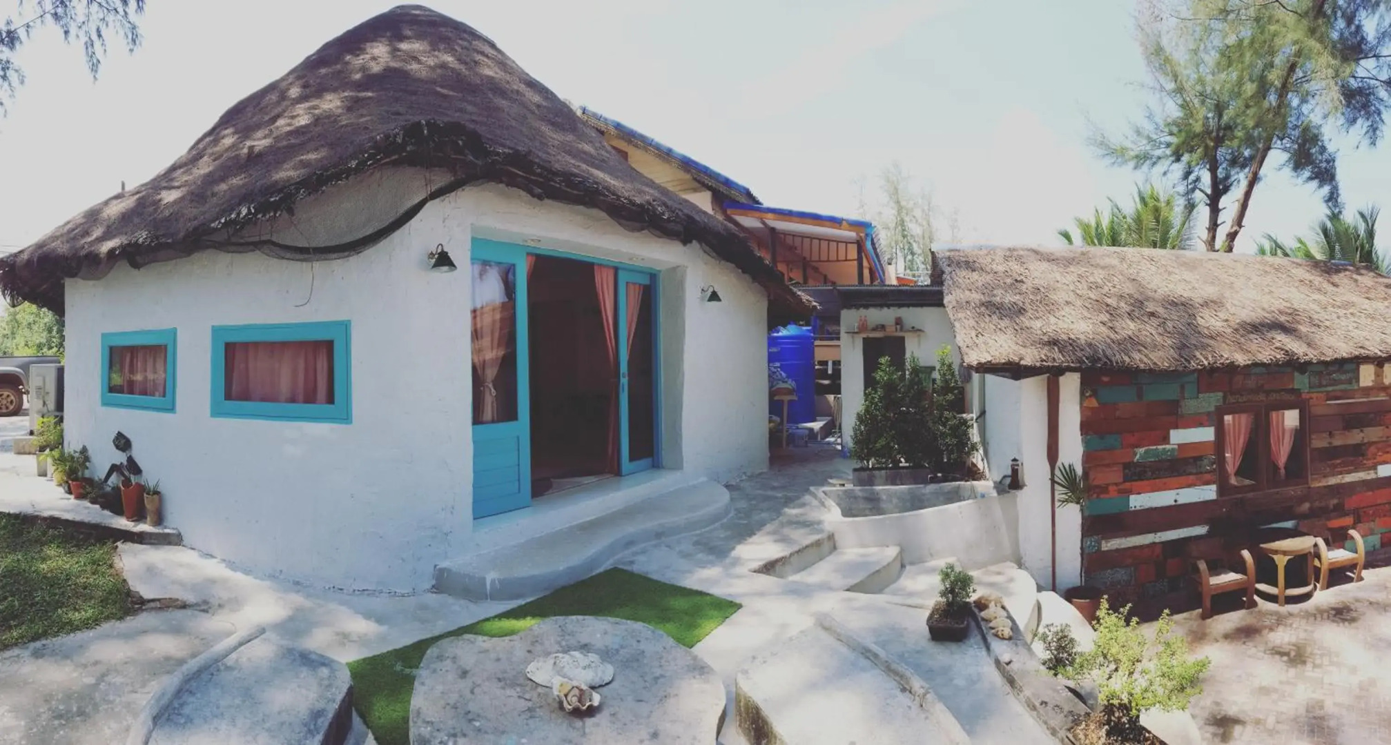 Maliblues Bed & Art Gallery