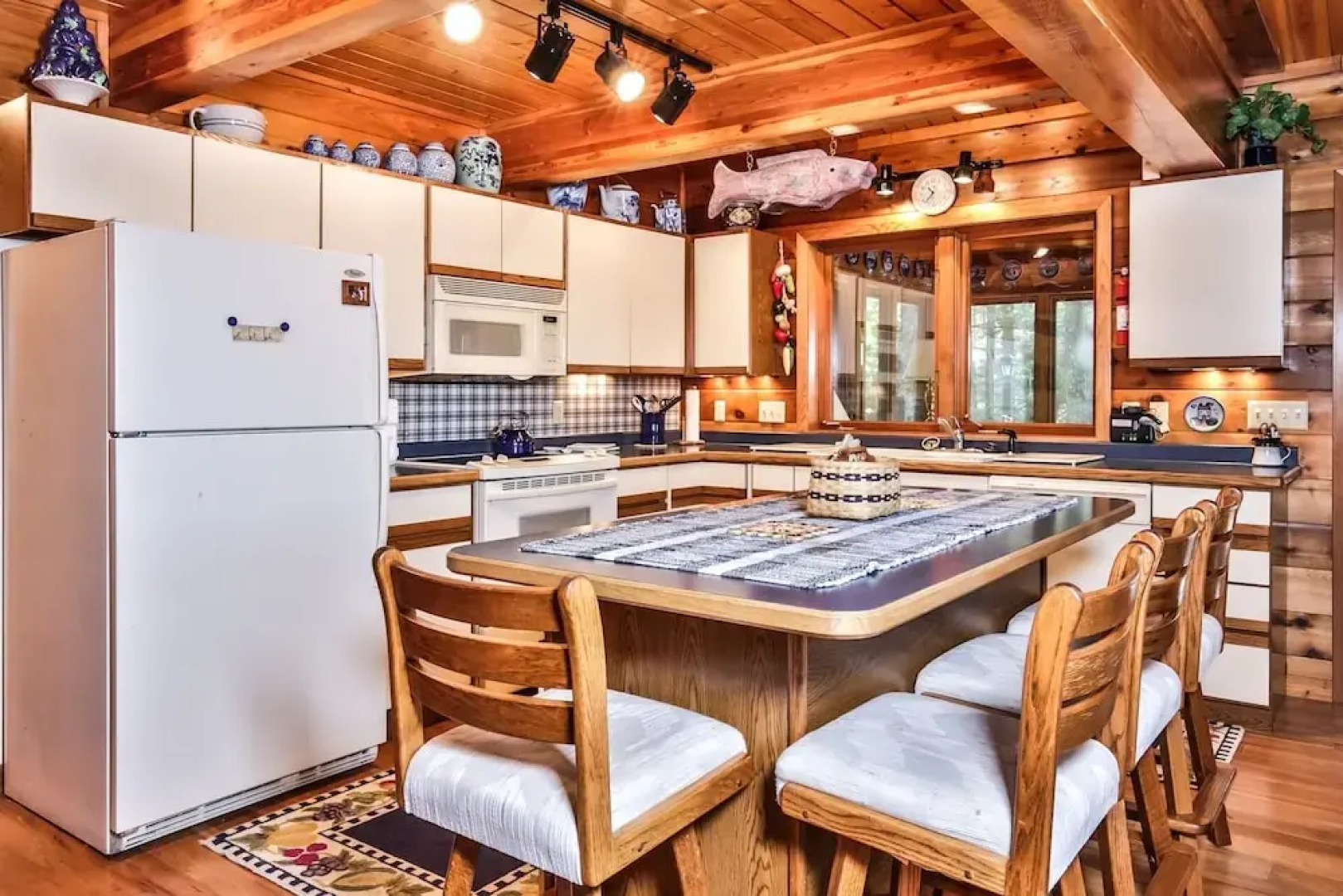 Moonrise - Hiller Vacation S 5 Bedroom Home