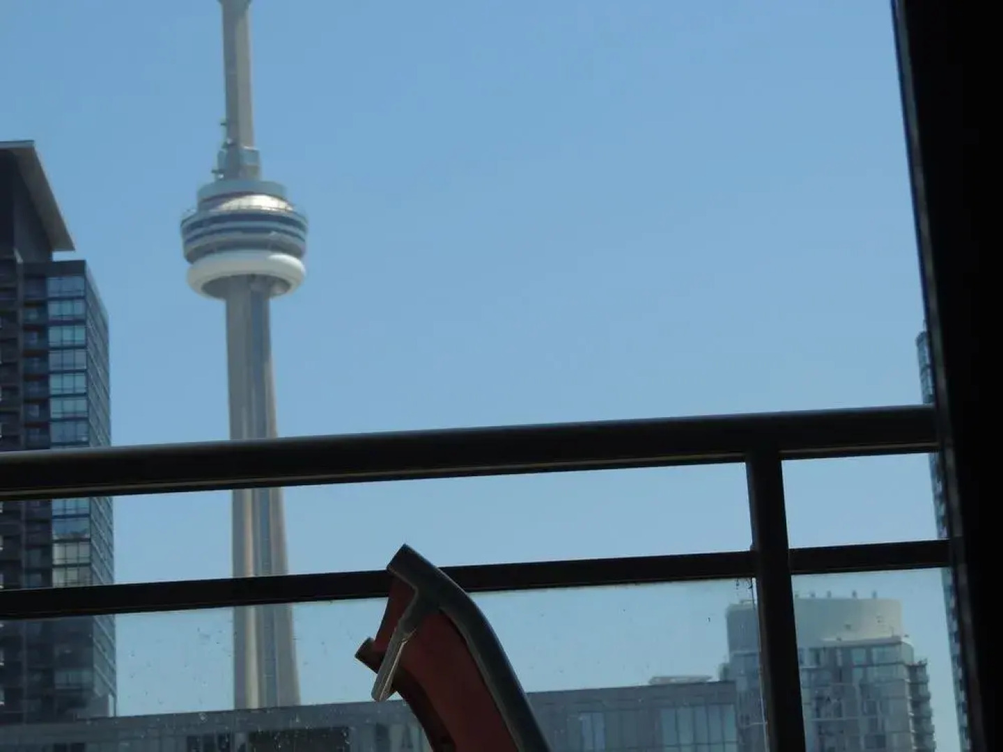 TVHR - Luxury Condos in Heart of Downtown